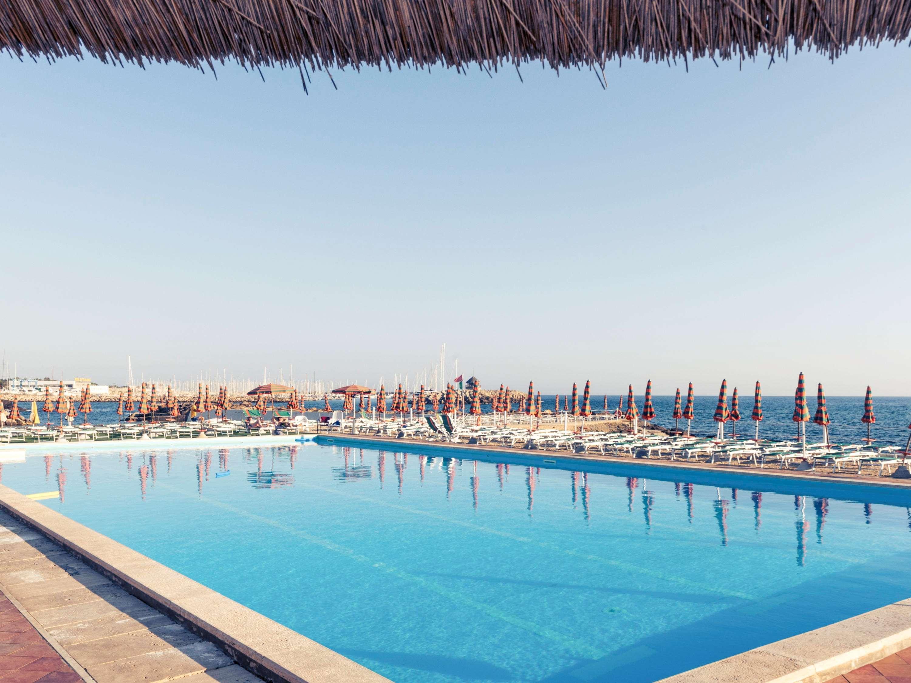 Mercure Civitavecchia Sunbay Park Hotel Exterior foto