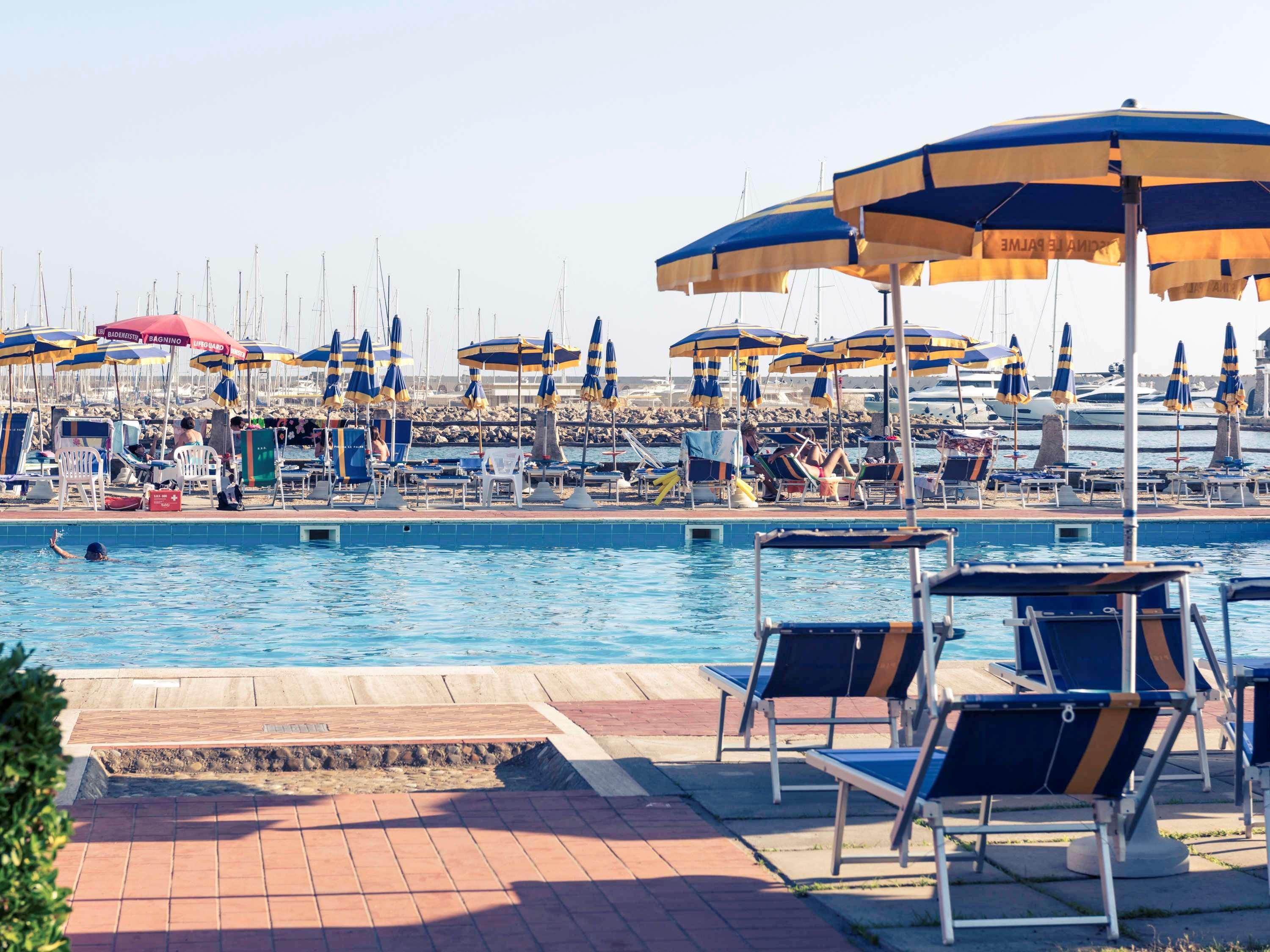 Mercure Civitavecchia Sunbay Park Hotel Exterior foto