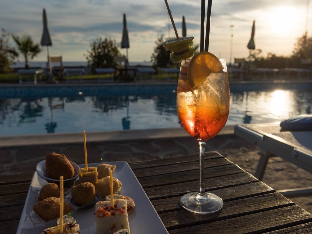 Mercure Civitavecchia Sunbay Park Hotel Exterior foto